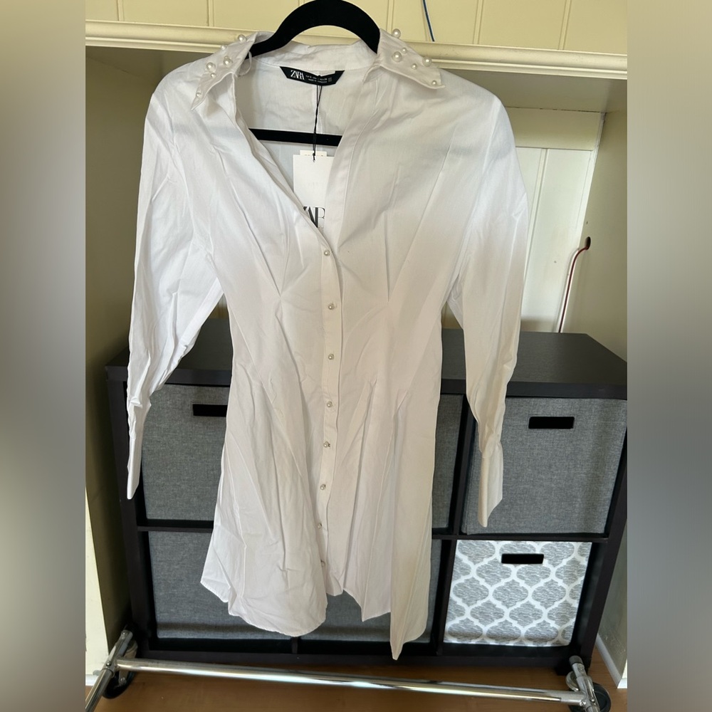 Brand new with tags Zara women’s white dress with pearl accents
